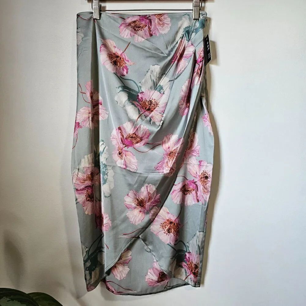 NWT EXPRESS TULIP STYLE FLORAL MIDI SKIRT SIZE 10 / M
